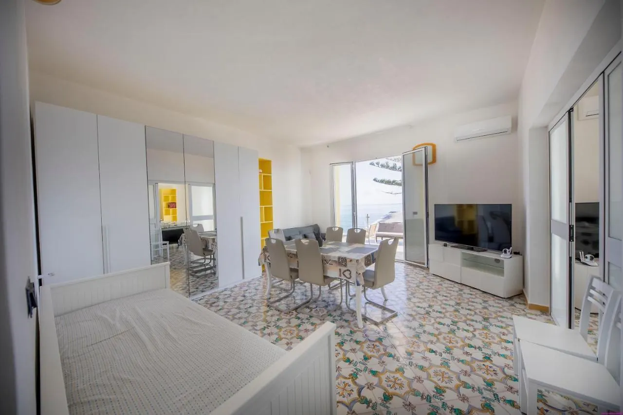Appartamento 16 Pax In Villa Francesca Sicily Sul Mare Casteldaccia