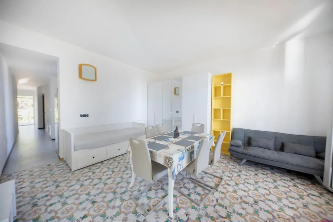 Lägenhet Appartamento 16 Pax In Villa Francesca Sicily Sul Mare Casteldaccia Italien